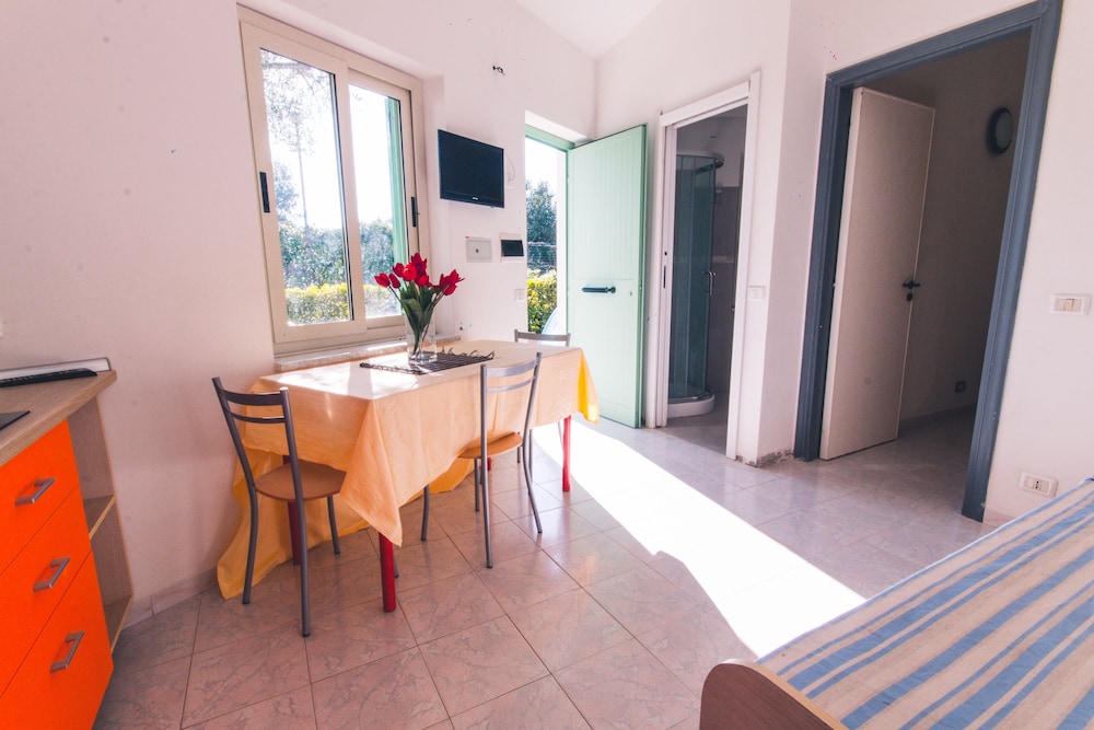 Apartment, 1 Bedroom (5 pax) photo 1