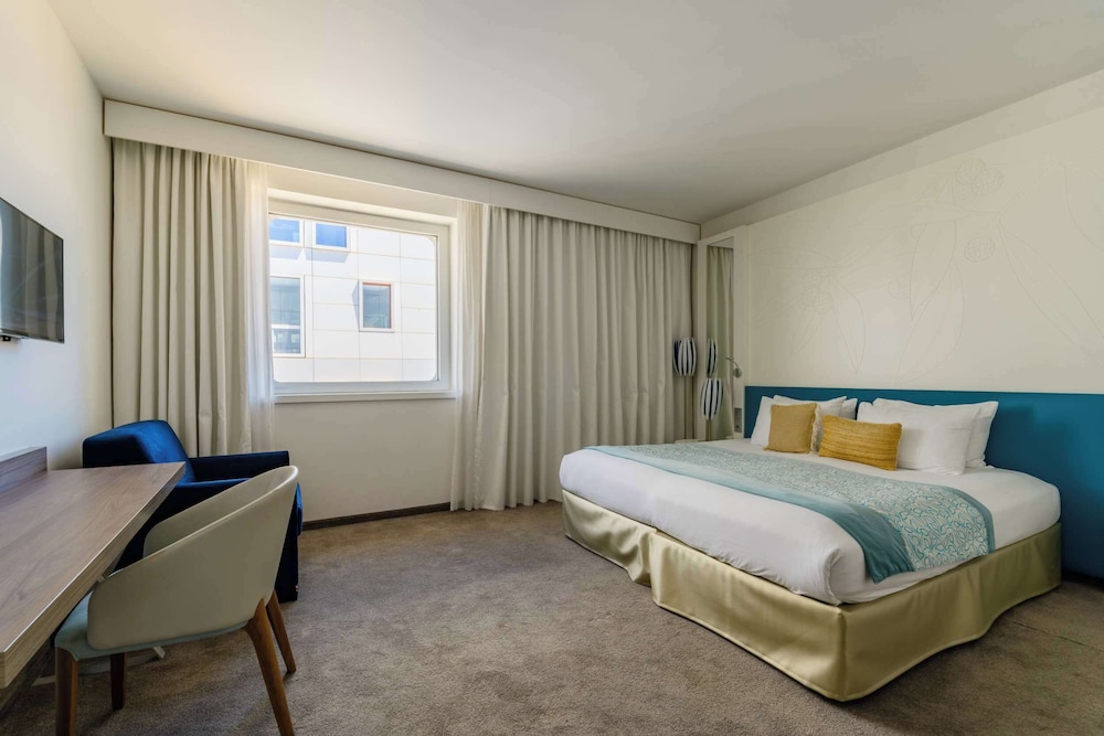 Superior Room, 1 King Bed with Sofa bed