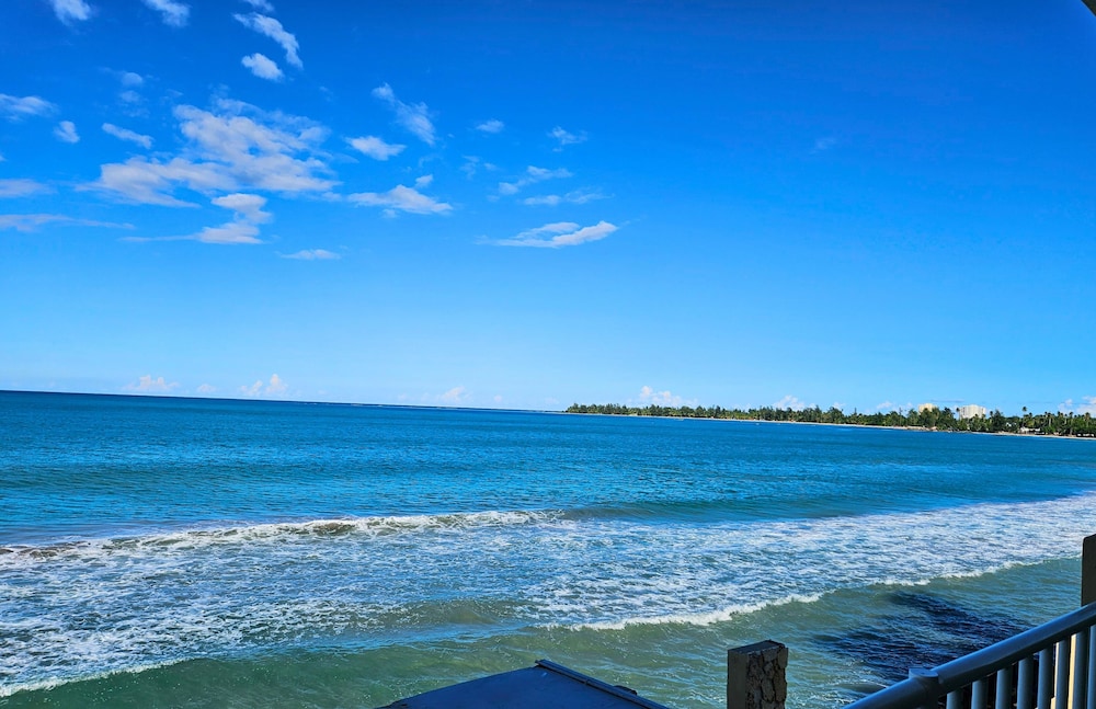Panoramic Suite, 2 Bedrooms, Balcony, Beach View photo 2