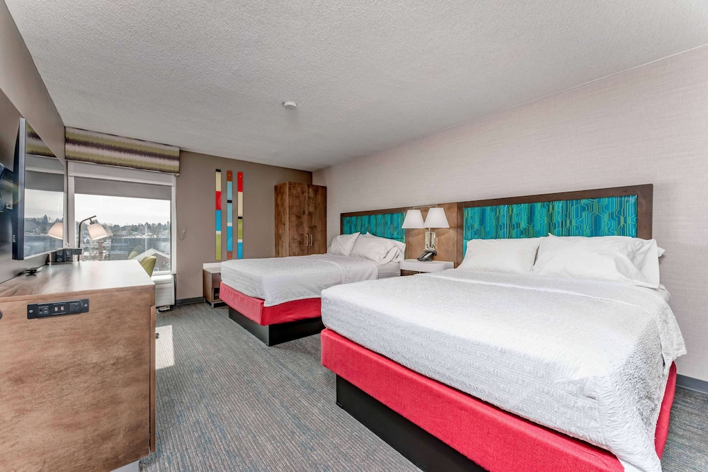 2 DOUBLE BEDS NONSMOKING