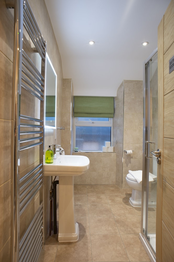Superior Studio, Private Bathroom (Studio Apartment) photo 3