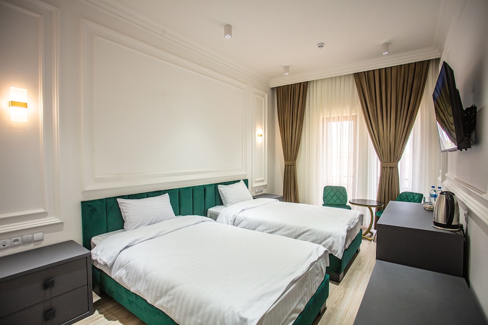 Standard Triple Room - Photo 2