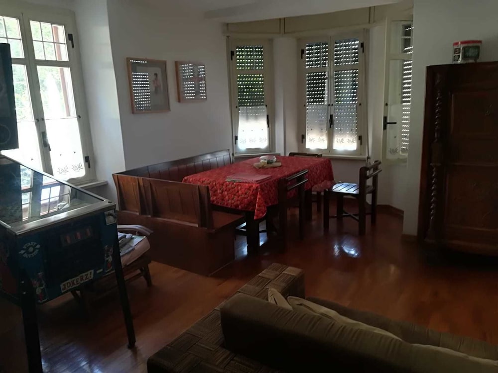 Apartment photo 3