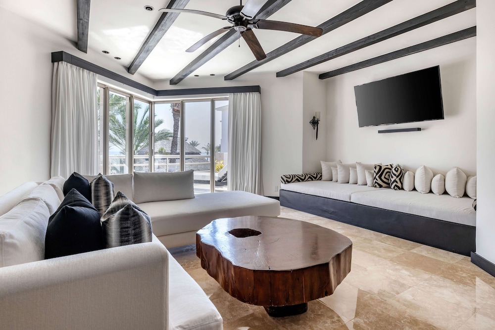 3 Bedroom 2 Kings 1 Queen Ocean Vw Penthouse