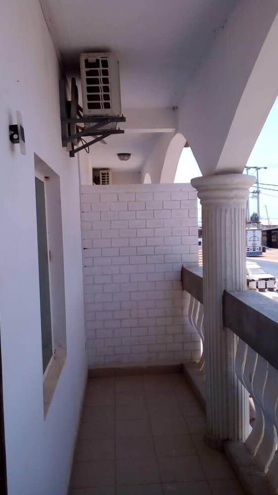 Deluxe Room, 1 Queen Bed, Non Smoking, Ocean View photo 2