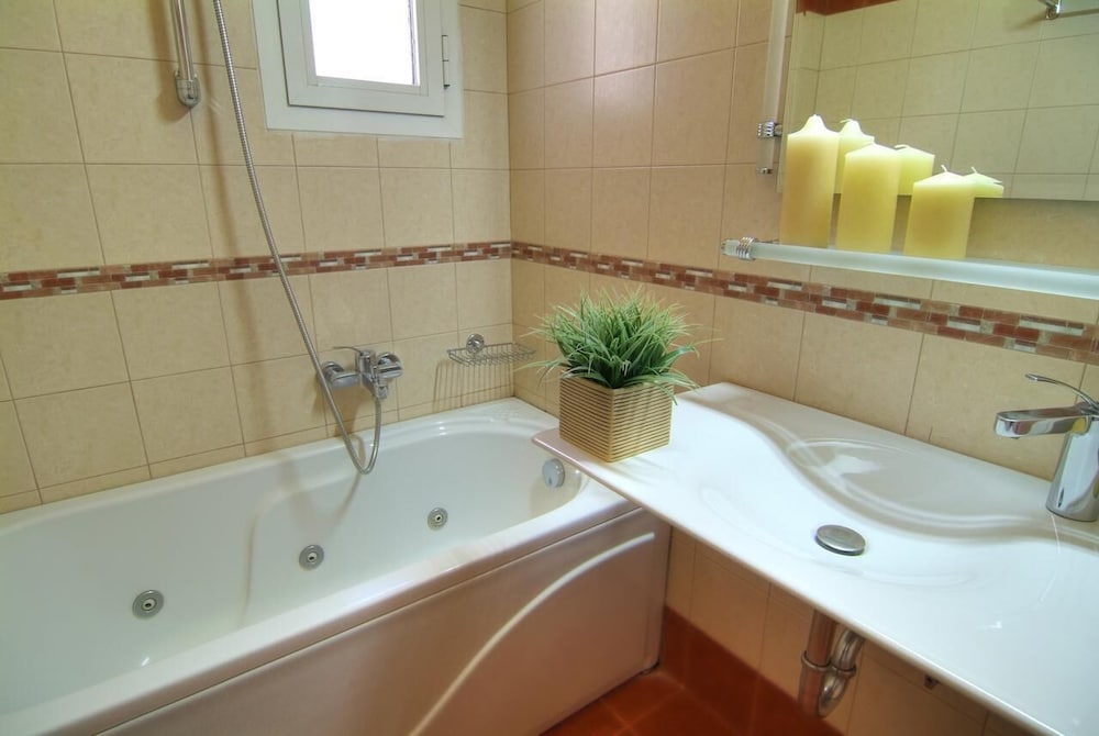 Double or Twin Room, Sea View photo 2