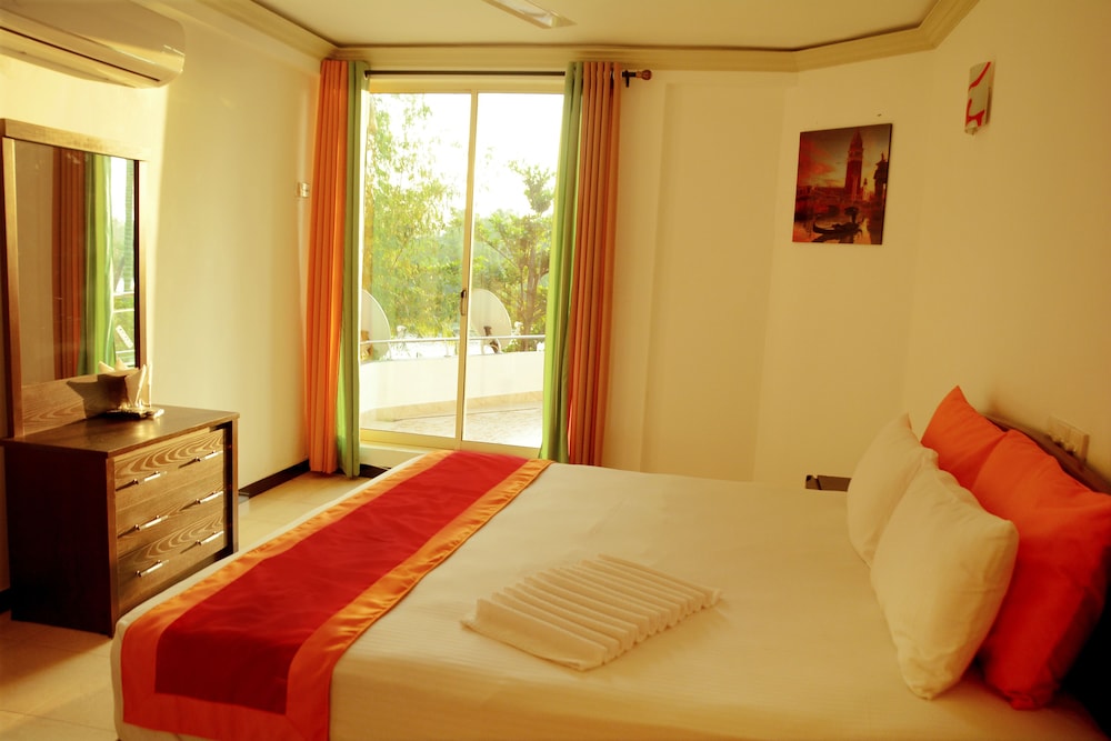 Superior Single Room, 1 Double Bed, Balcony photo 2