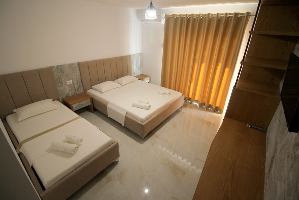Deluxe Triple Room, Balcony