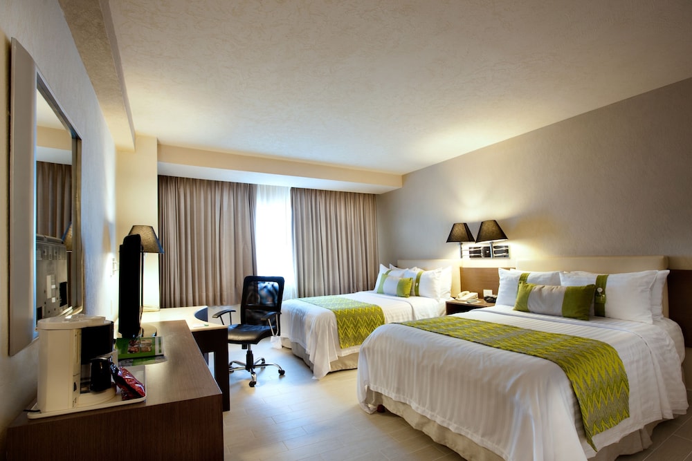 Standard Room, 2 Double Beds (Volcano View) - Photo 2
