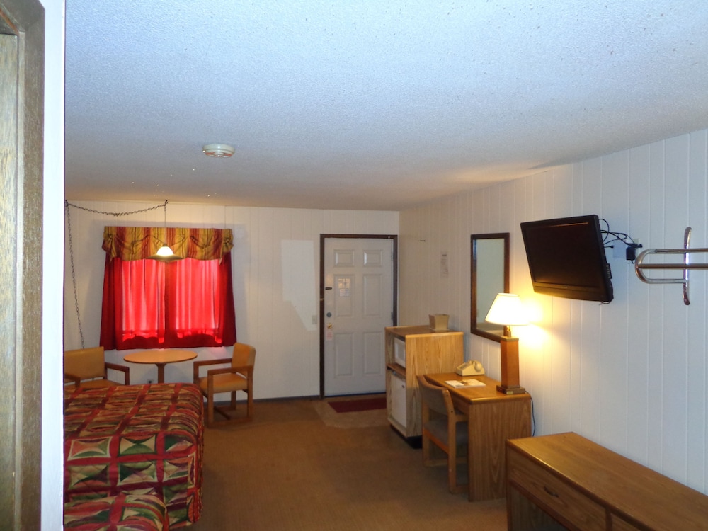 Standard Room, 2 Beds photo 2