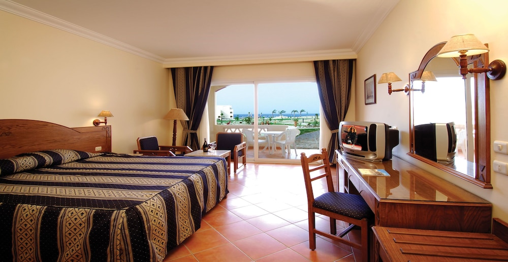 Double or Twin Room, Garden View