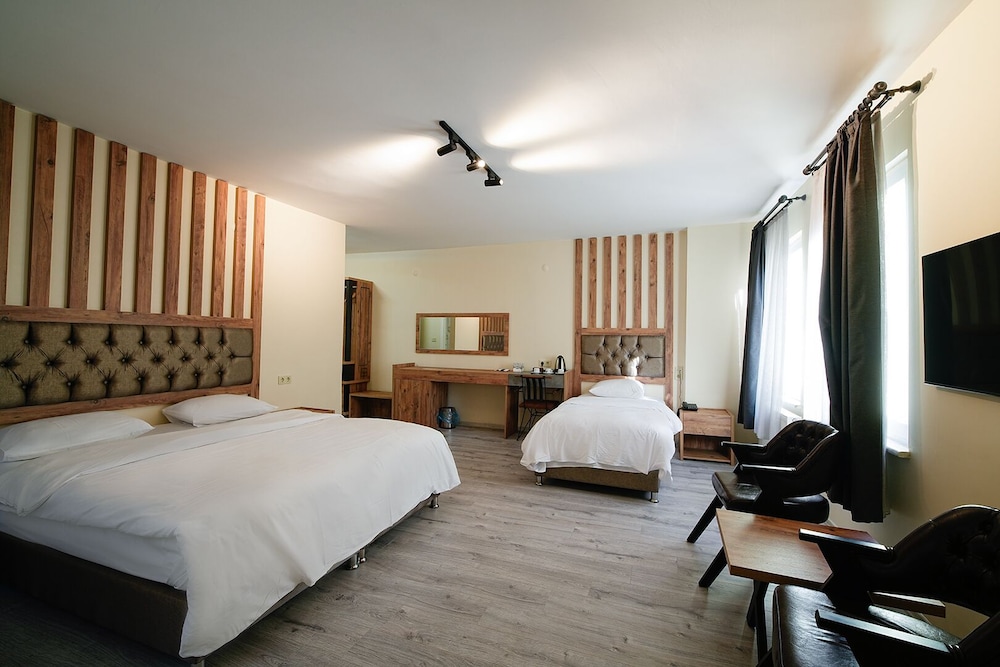 Twin Room - Photo 5