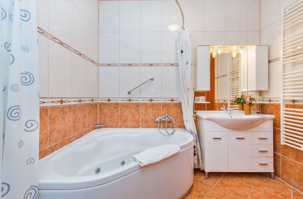 Classic Apartment, 2 Bedrooms, Kitchen