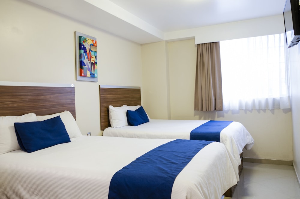 Family Room, 2 Queen Beds