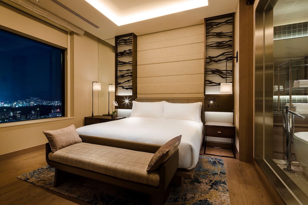 Premium Suite, 1 King Bed