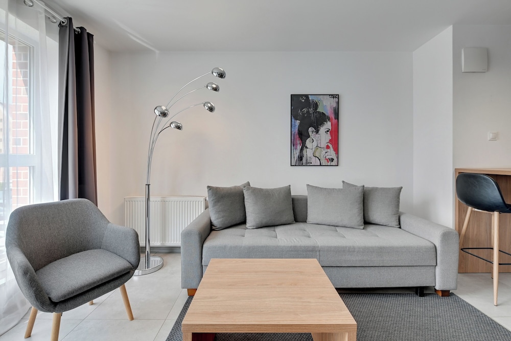 City Apartment - Photo 11