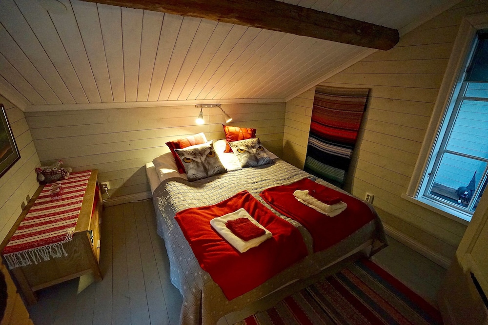 Room, Ensuite photo 1