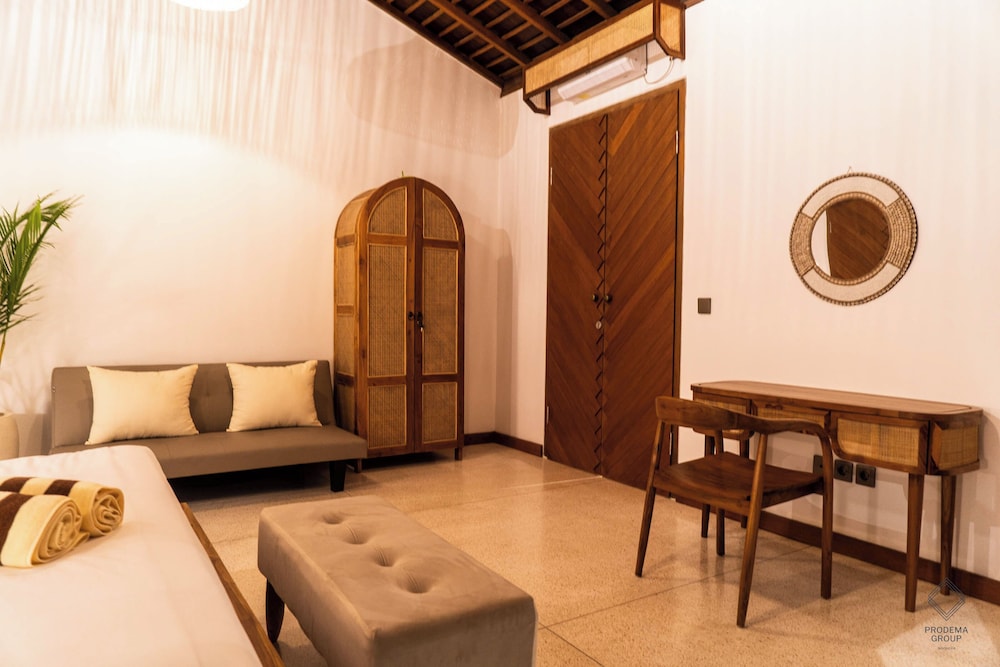 Luxury Villa photo 2