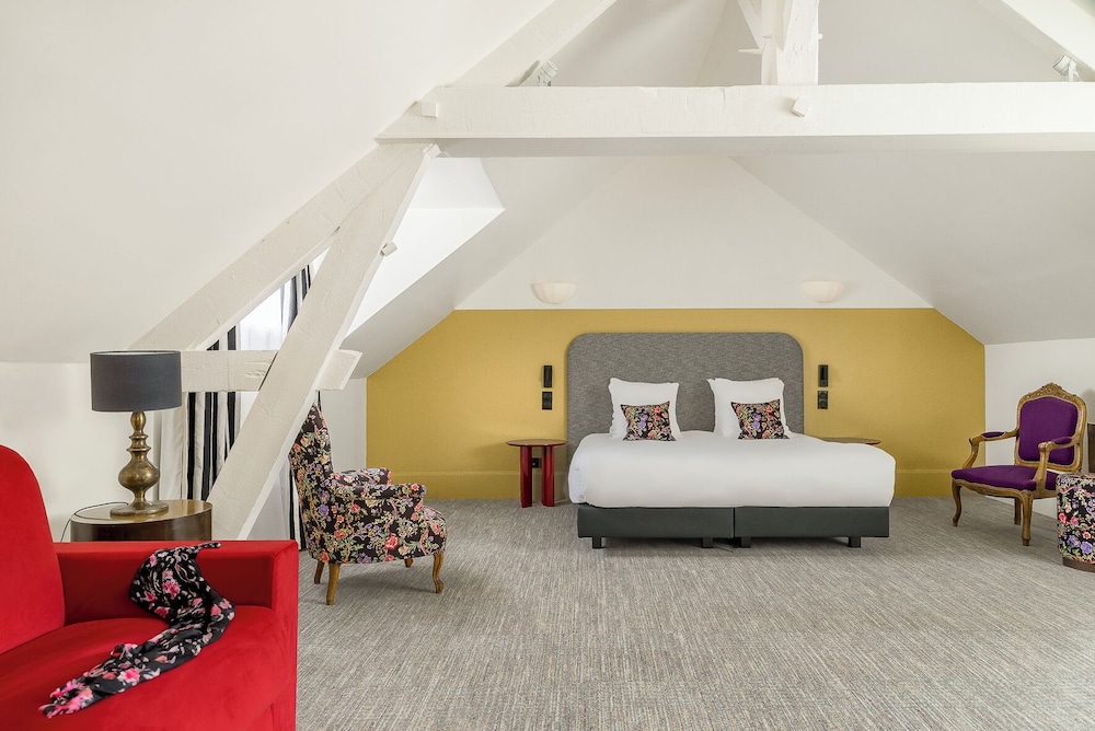 Junior Double or Twin Room photo 2