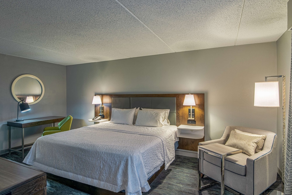 Room, 1 King Bed, Accessible, Kitchenette photo 1
