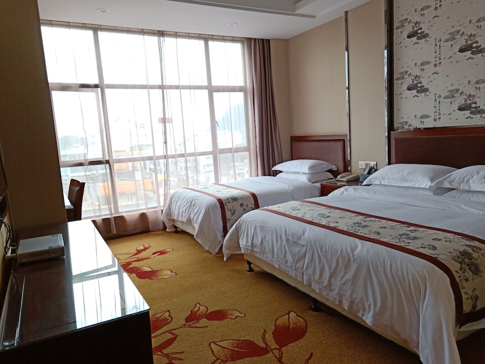 Deluxe Double or Twin Room photo 1