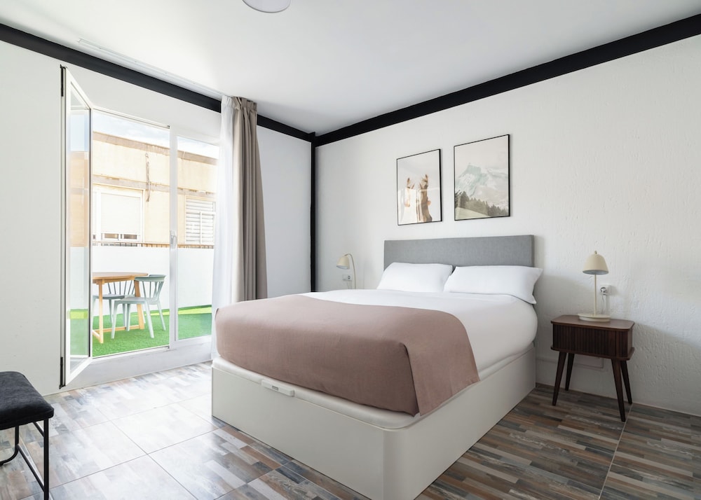 Apartamento de Dos Dormitorios con Terraza