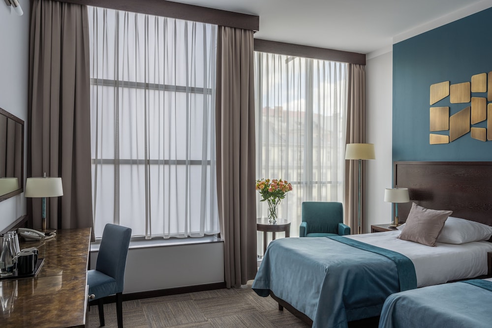 Classic Twin Room, 2 Twin Beds - Photo 2