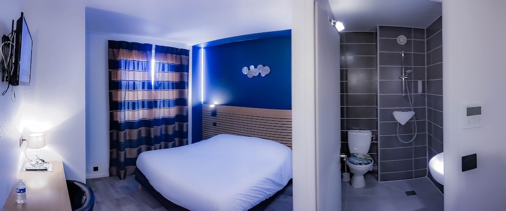 Double Room - Photo 3