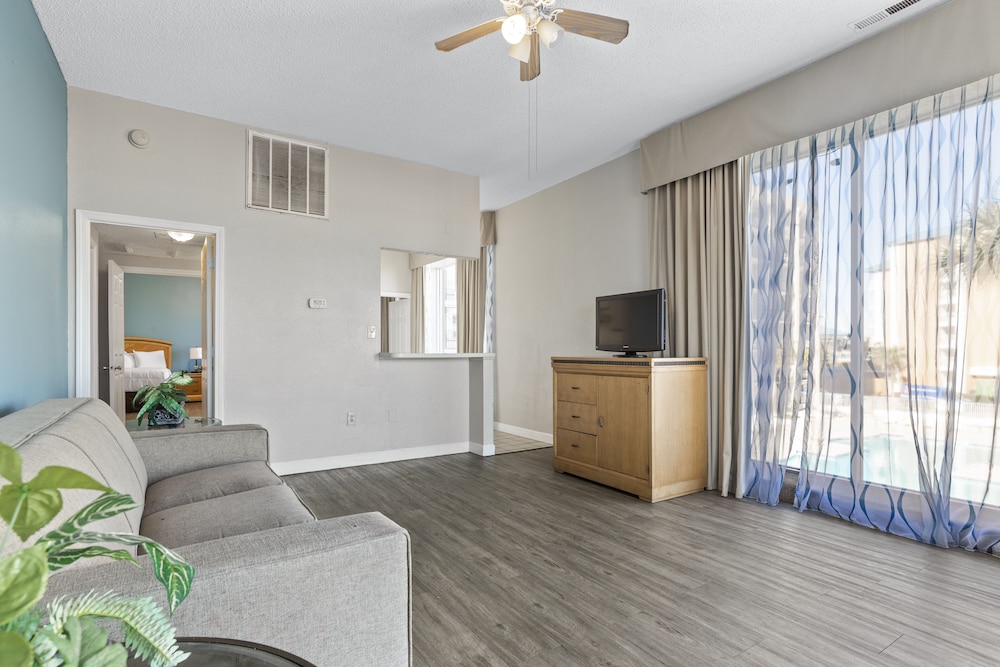 2 Bedroom Suite City View photo 3