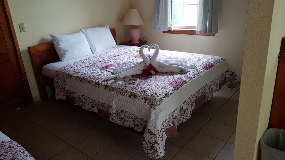 Economy Double Room photo 1