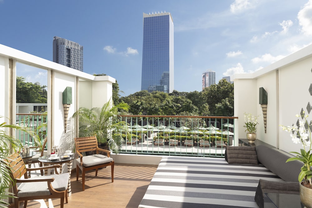 Club Balcony with Club Benefit