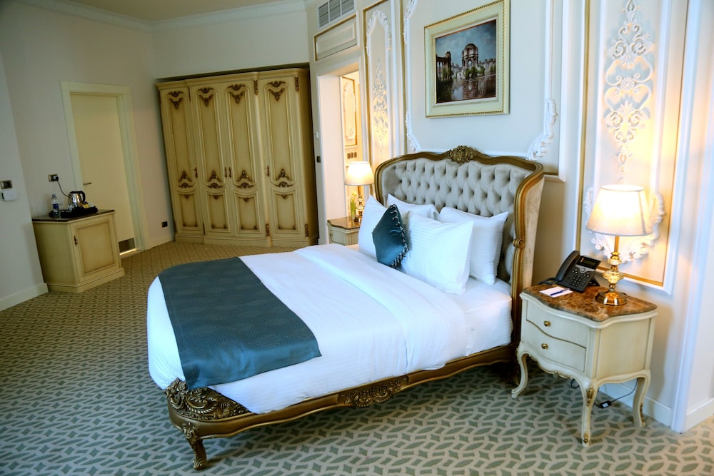 Junior Suite, City View (Imperial) thumbnail 5