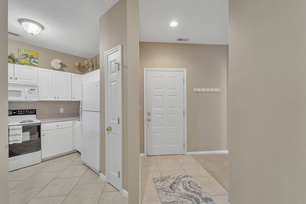 Condo, 3 Bedrooms photo 3