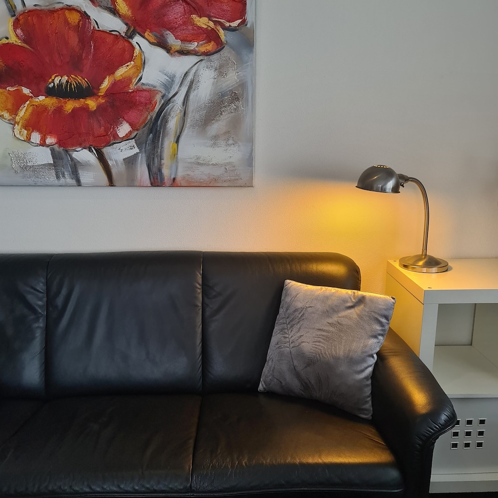 Deluxe Double Room, 2 Twin Beds, Non Smoking, Refrigerator & Microwave photo 2