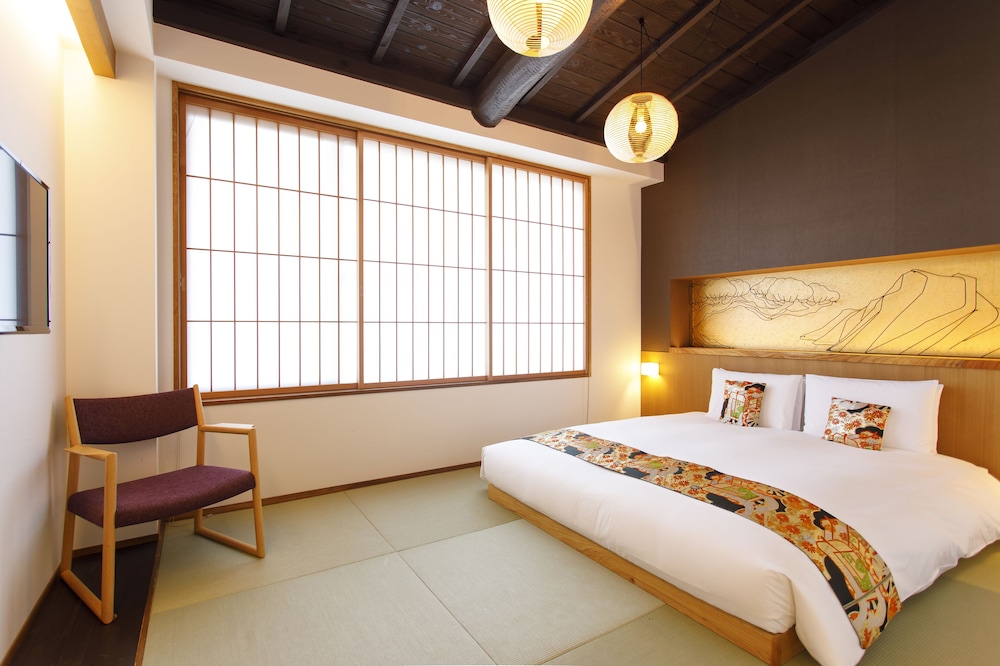 Luxury Queen Room, Non Smoking photo 1
