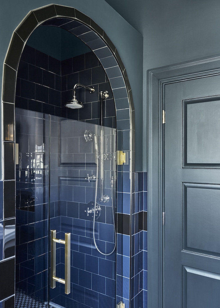 Suite, Accessible, Bathtub (Alfred, Mobility/Hearing) photo 2