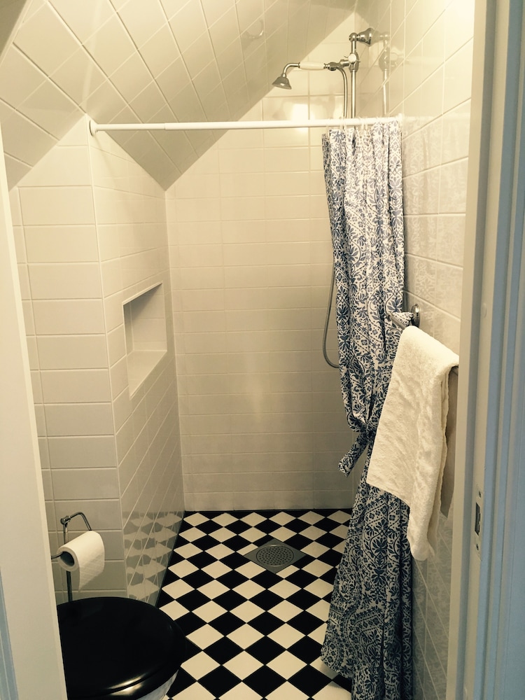 Double Room (North) photo 3