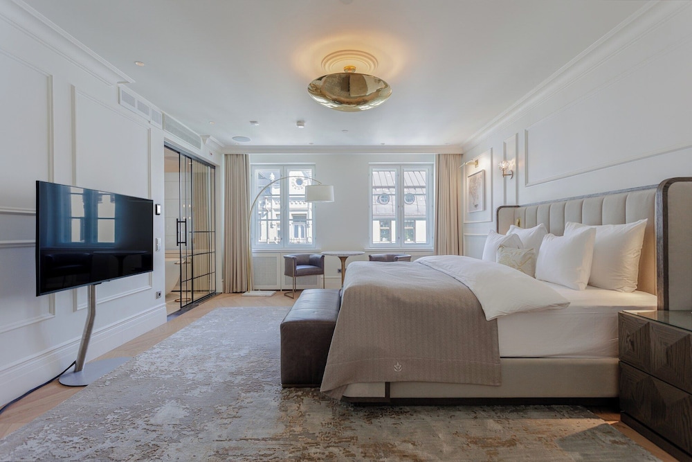 Premier Room, 1 Double Bed - Photo 1