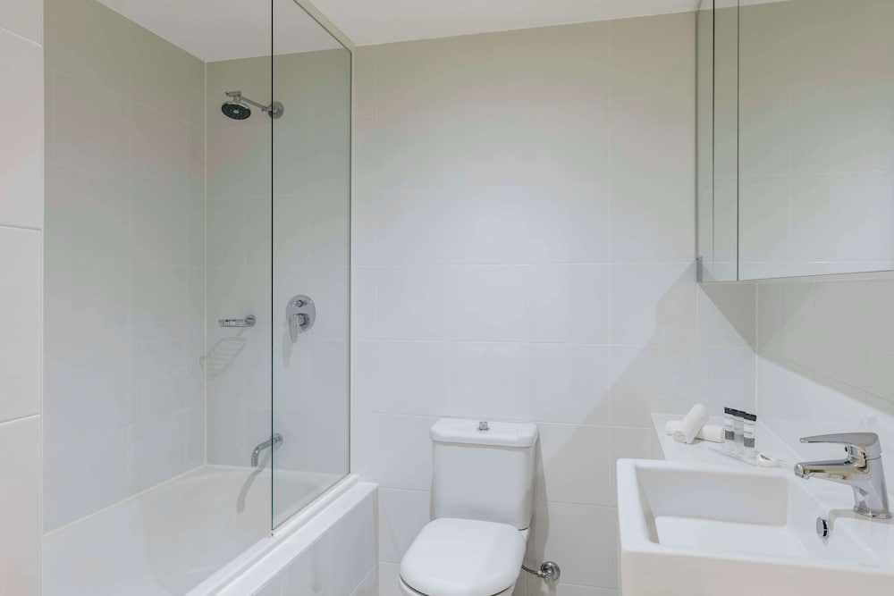 Two Bedroom Apartment  (No Housekeeping) - Photo 14