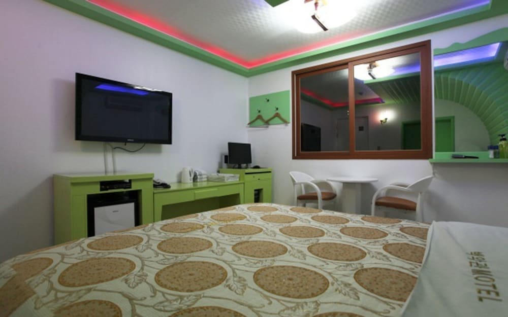 Standard Room - Photo 4