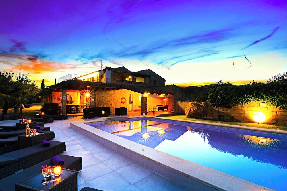 Villa (5 Habitaciones)