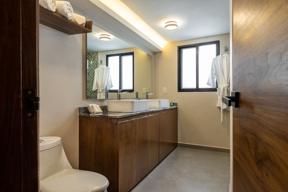 Grand Studio Suite photo 3