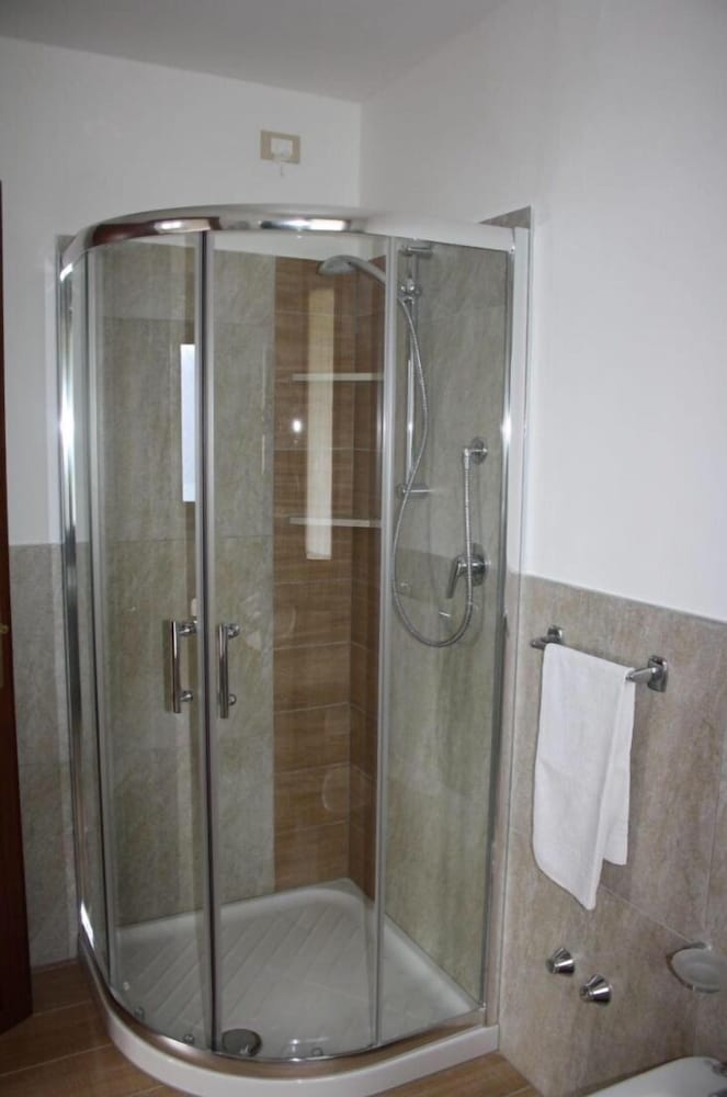 Panoramic Double Room, Lake View photo 3