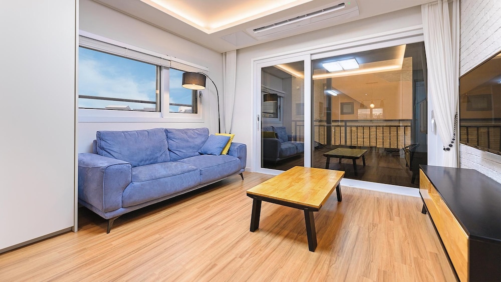 Basic Room, 1 Bedroom (201) - Photo 6