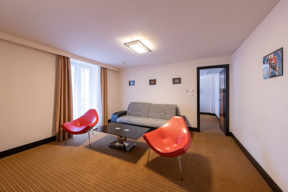 Apartment - Photo 14