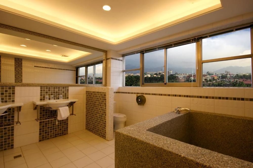 Family Suite, Lake View photo 3