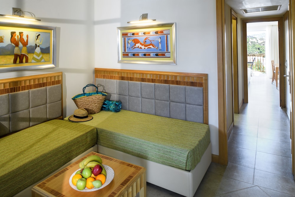 Family Suite, Garden View