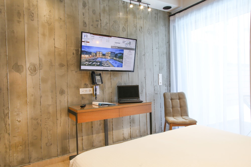 Suite, 1 Bedroom, Private Pool photo 2