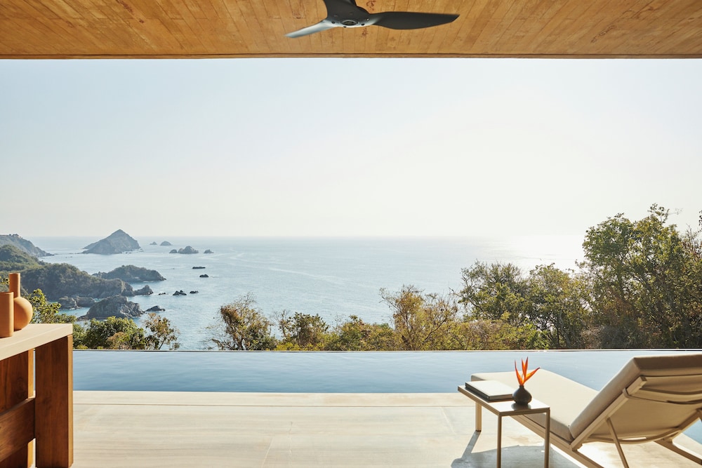 Suite, 1 Bedroom, Ocean View (Cliffside, Infinity Pool) - Photo 4