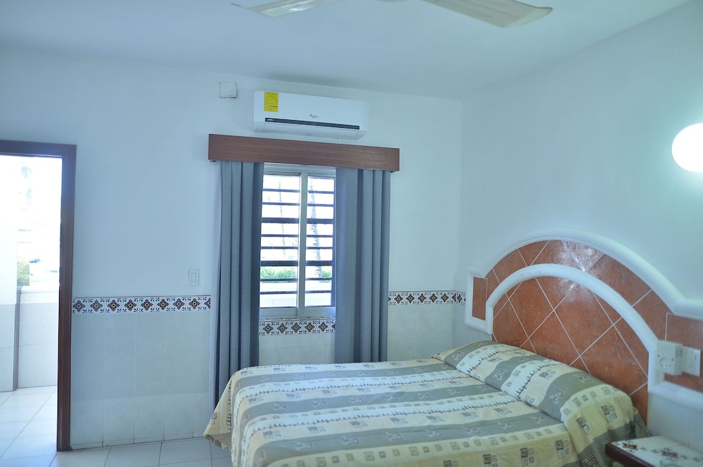 Standard Twin Room - Photo 3